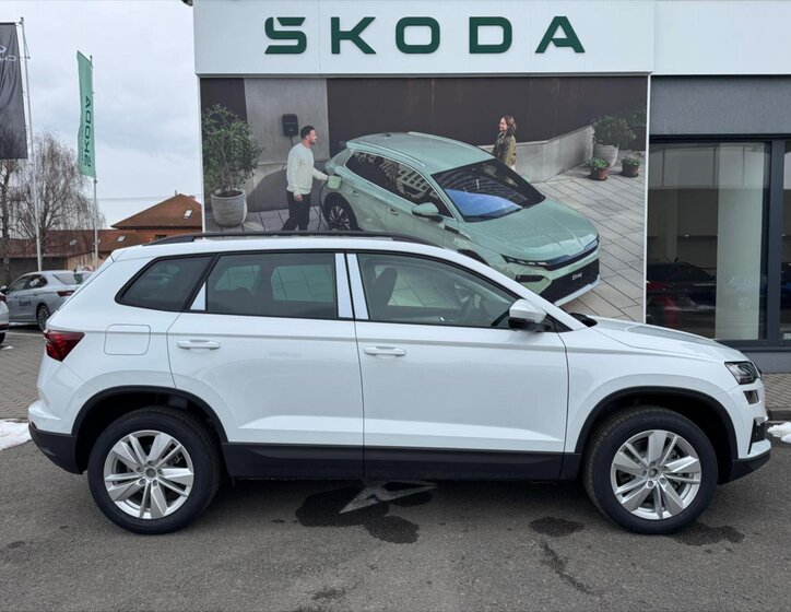 Škoda Karoq SUV / Terénní 1,5 l 110 kw