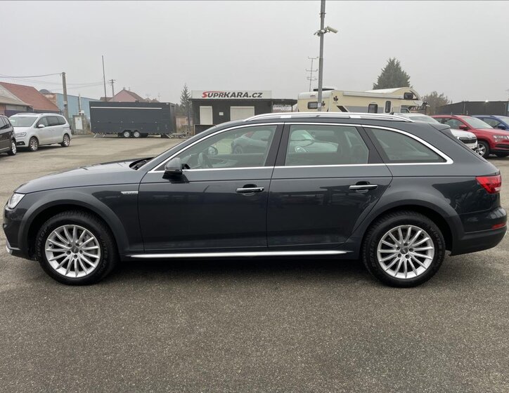 Audi A4 Allroad 8