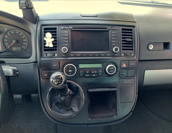 Volkswagen Multivan Kombi 2,5 l 96 kw