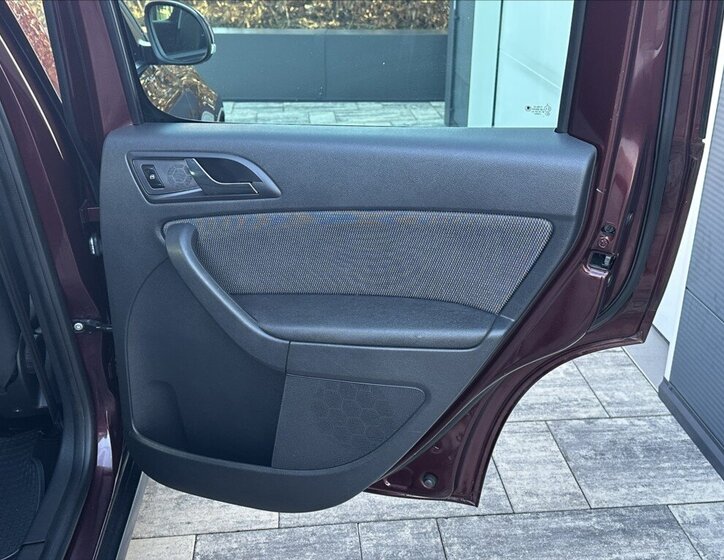 Škoda Yeti SUV / Terénní 1,4 l 90 kw