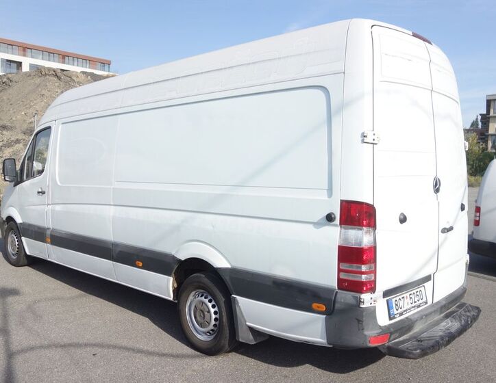 Mercedes-Benz Sprinter 5