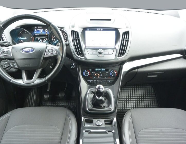 Ford Kuga SUV / Terénní 2,0 l 110 kw