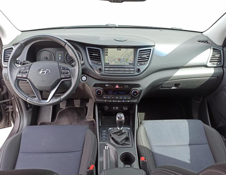 Hyundai Tucson 16