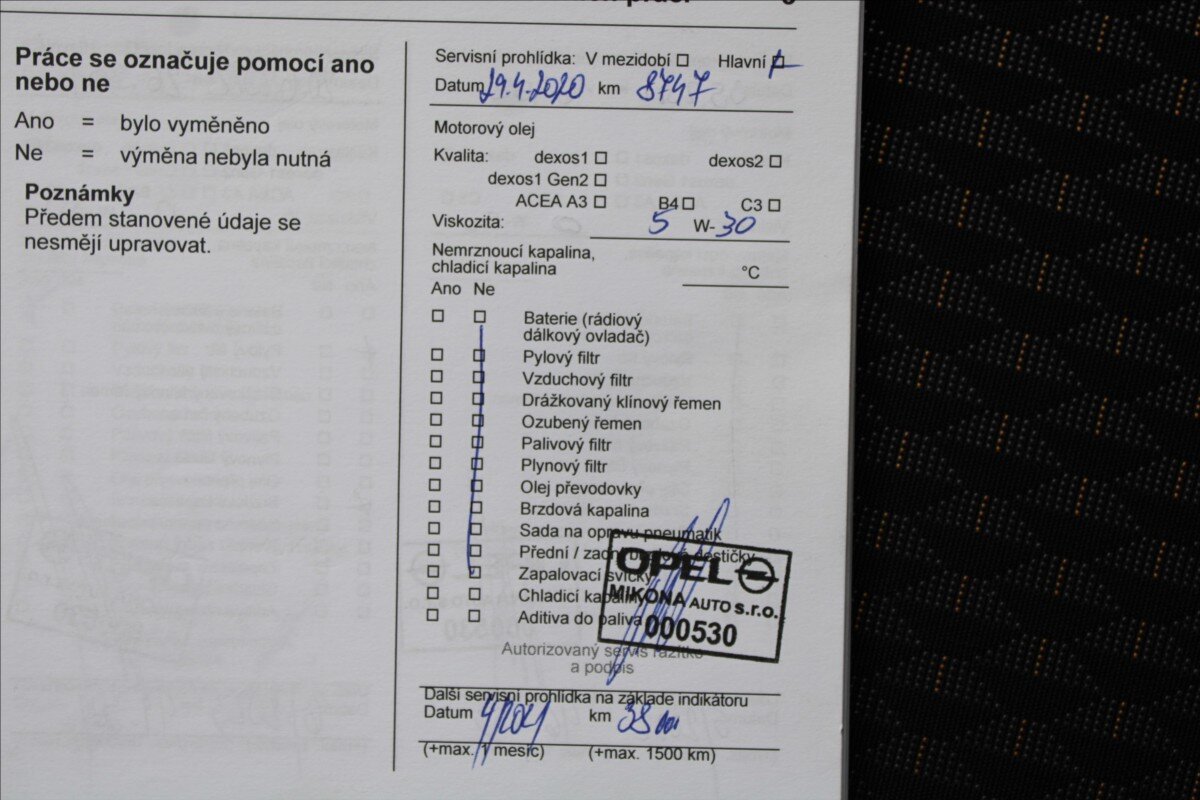 Opel Crossland X SUV 1,2 l 81 kw