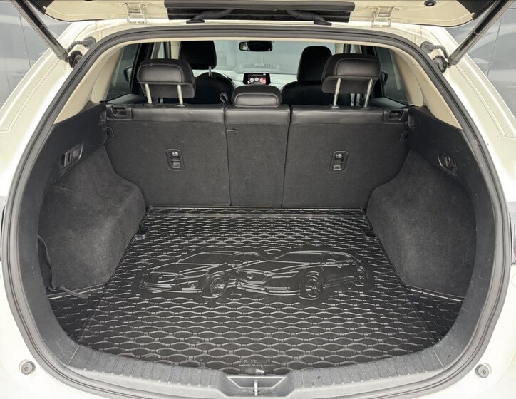 Mazda CX-5 SUV / Terénní 2,5 l 143 kw