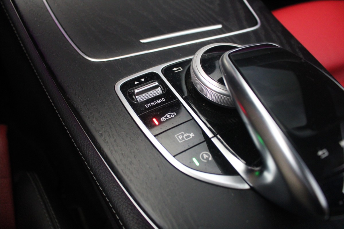 Mercedes-Benz Třídy E