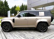 Land Rover Defender SUV 4,4 l 467 kw