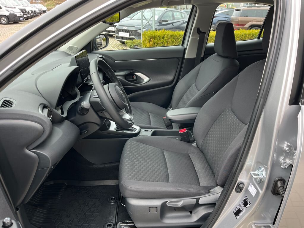 Toyota Yaris Cross SUV / Terénní 1,5 l 68 kw