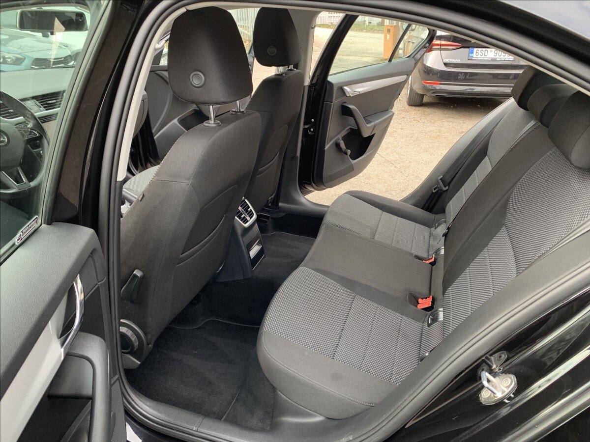 Škoda Octavia Sedan / Limuzína 1,4 l 110 kw