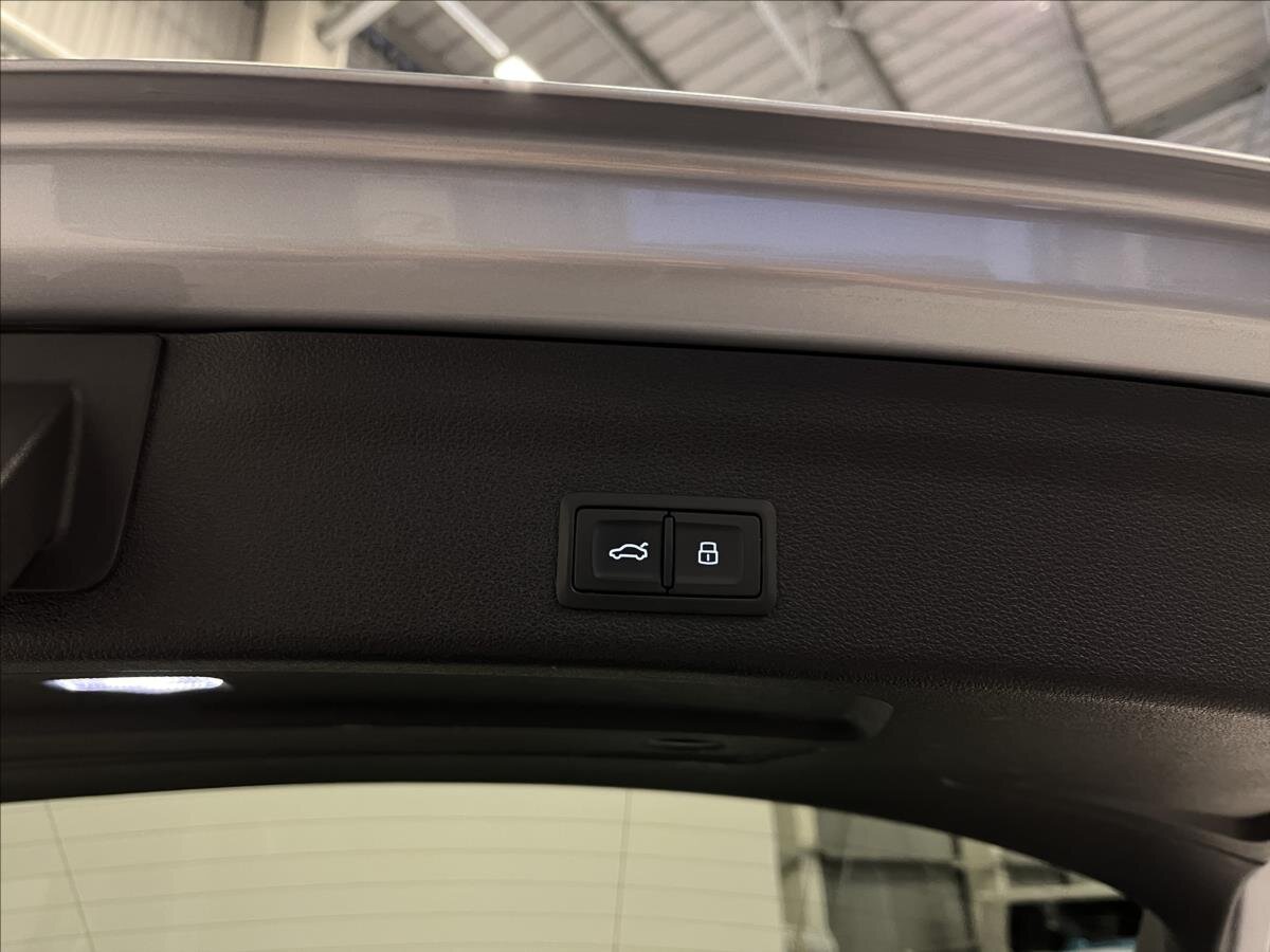 Audi A6 Allroad Kombi 3,0 l 210 kw