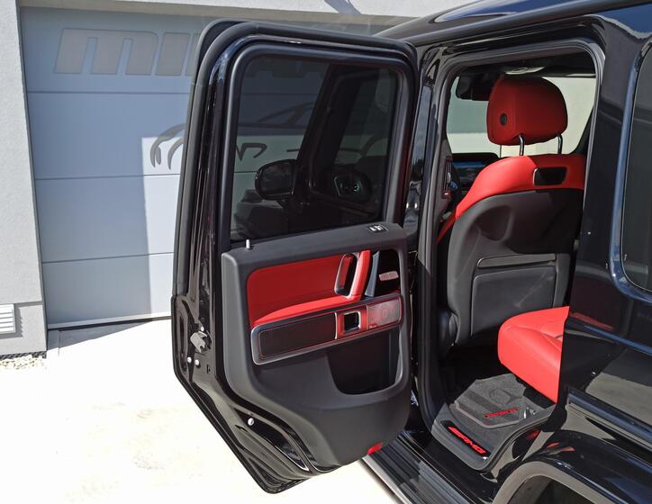 Mercedes-Benz Třídy G 33