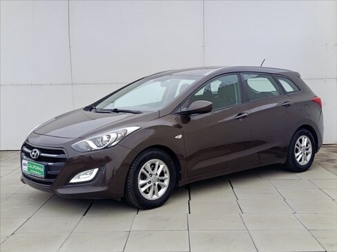 Hyundai i30 Kombi 1,6 l 99 kw