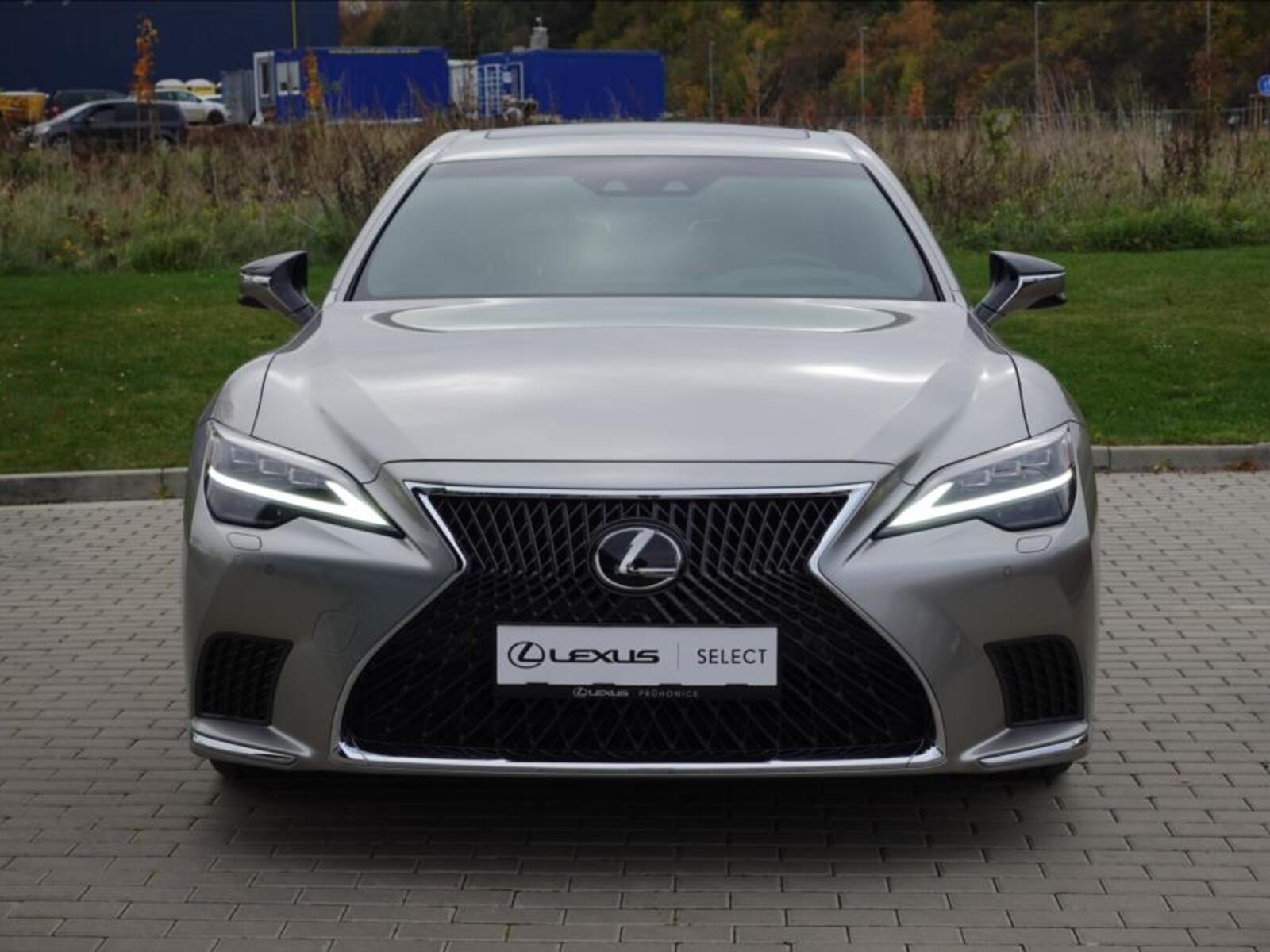 Lexus LS 500h 3