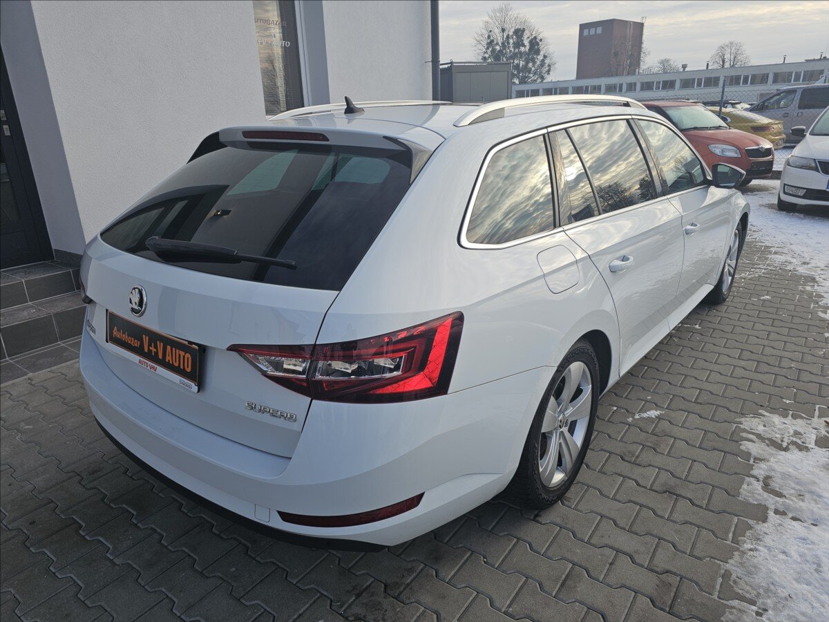 Škoda Superb