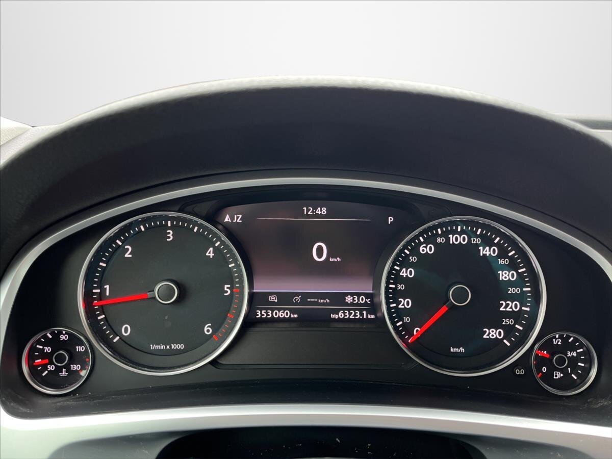 Volkswagen Touareg SUV 3,0 l 150 kw