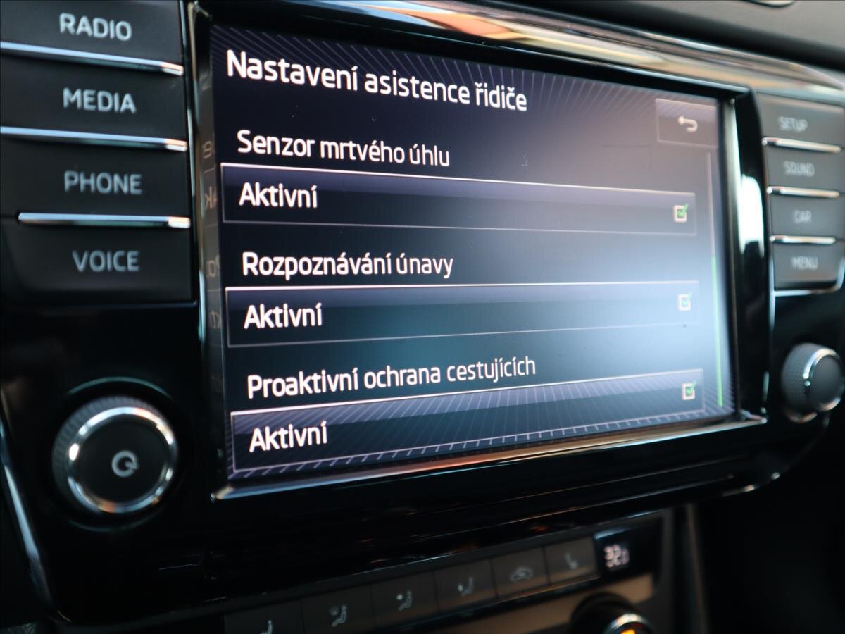 Škoda Superb Kombi 2,0 l 110 kw