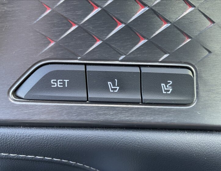 KIA Sorento SUV / Terénní 2,2 l 148 kw