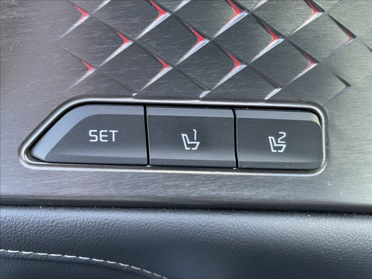 KIA Sorento SUV / Terénní 2,2 l 148 kw