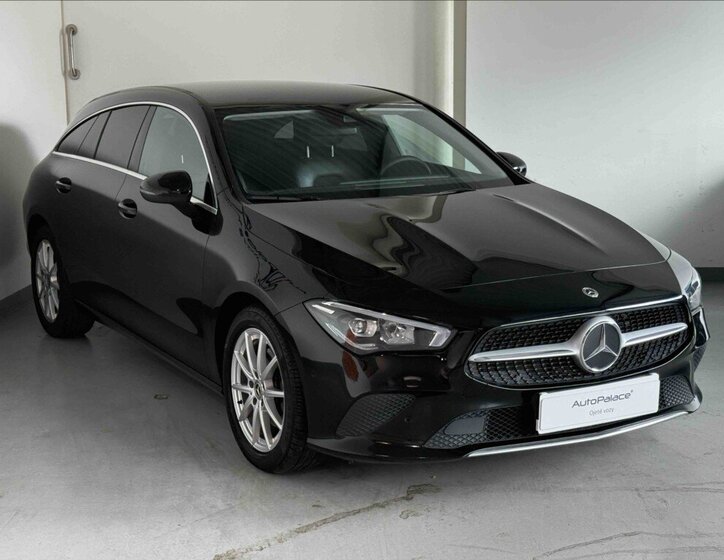Mercedes-Benz CLA 3