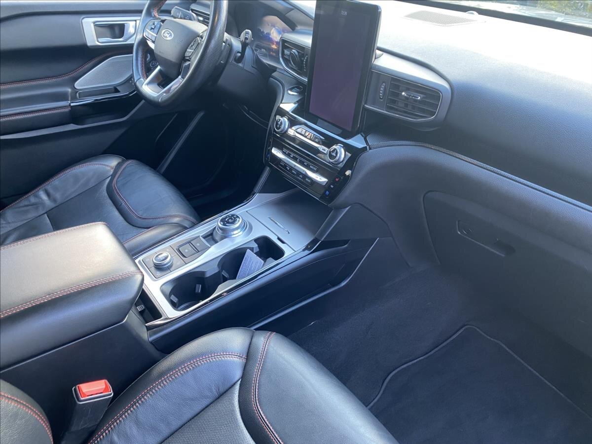 Ford Explorer SUV 3,0 l 267 kw