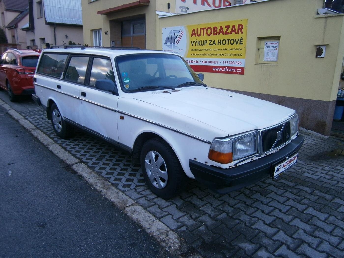 Volvo 240 Kombi 2,3 l 85 kw