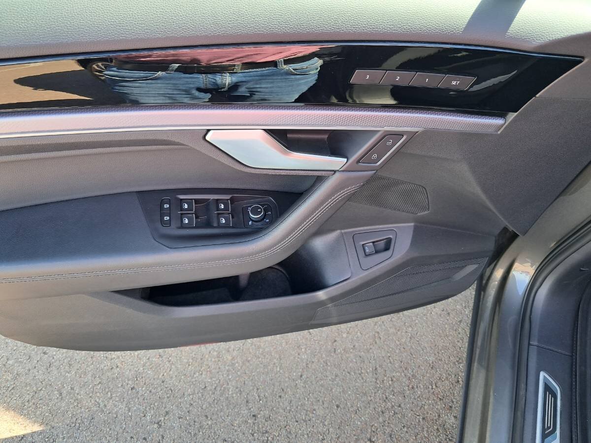 Volkswagen Touareg SUV / Terénní 3,0 l 210 kw