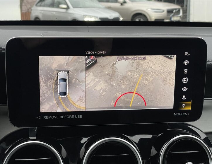 Mercedes-Benz GLC 12