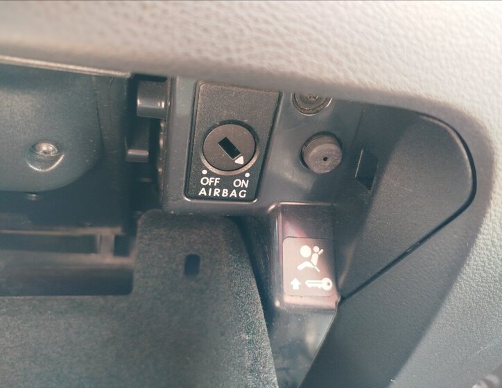 Volkswagen Passat Kombi 2,0 l 103 kw