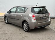 Toyota Verso MPV 1,6 l 97 kw