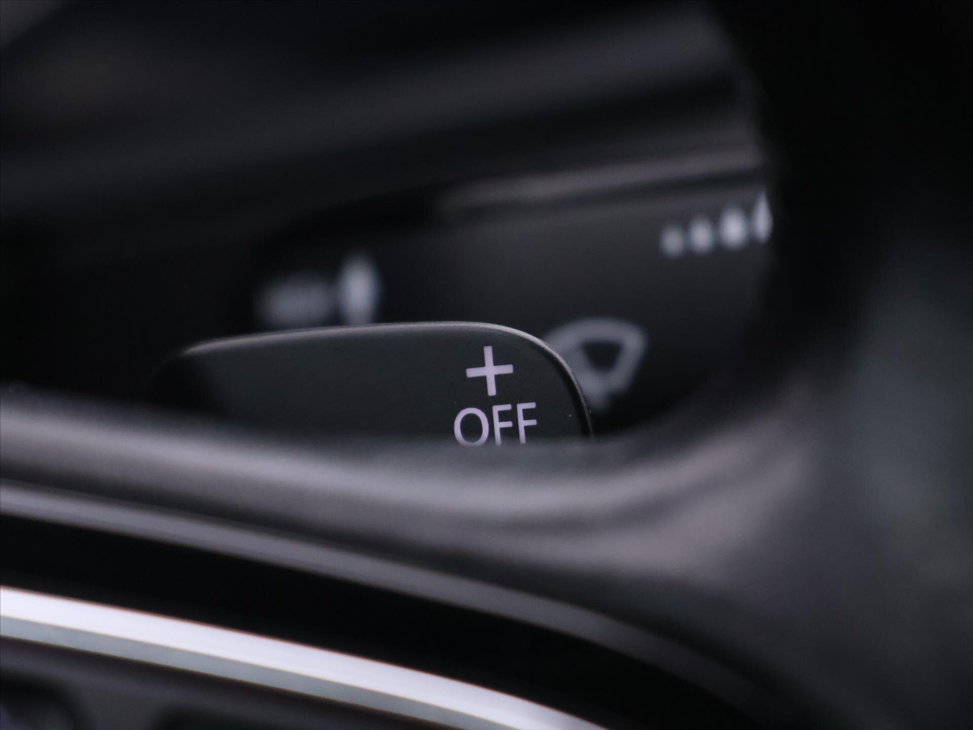 Škoda Superb Liftback 2,0 l 110 kw