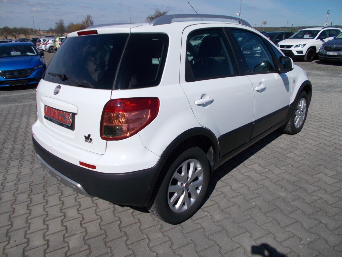 Fiat Sedici Hatchback 1,6 l 88 kw