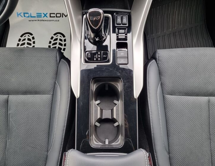 Mitsubishi Ostatní 17