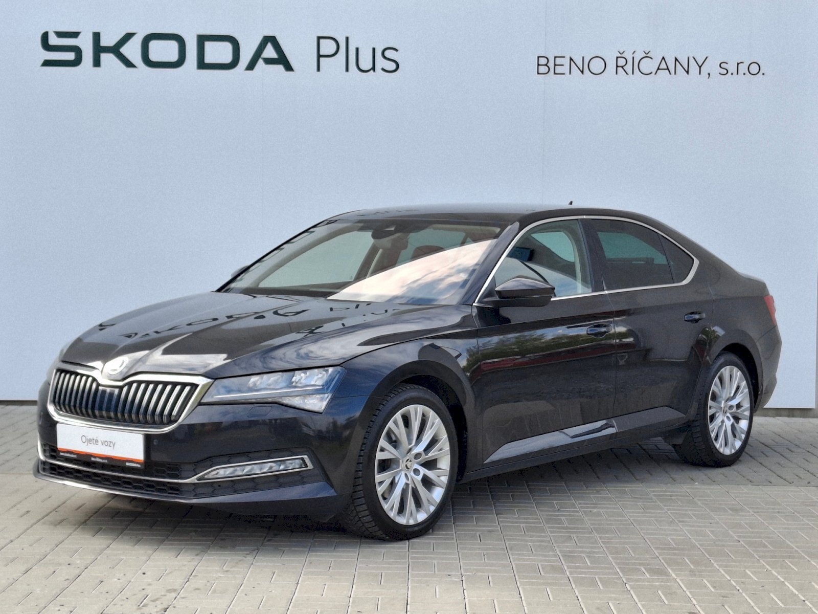 Škoda Superb Sedan / Limuzína 2,0 l 110 kw