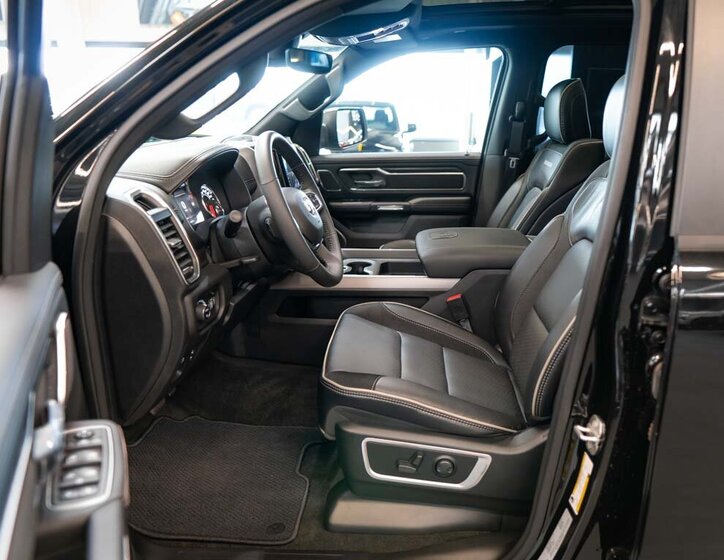 Dodge RAM Pick-up 5,7 l 291 kw