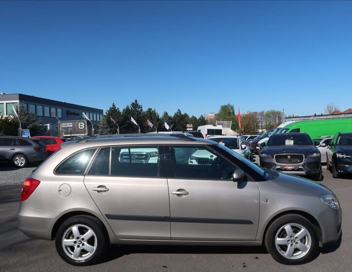 Škoda Fabia Kombi 1,6 l 77 kw
