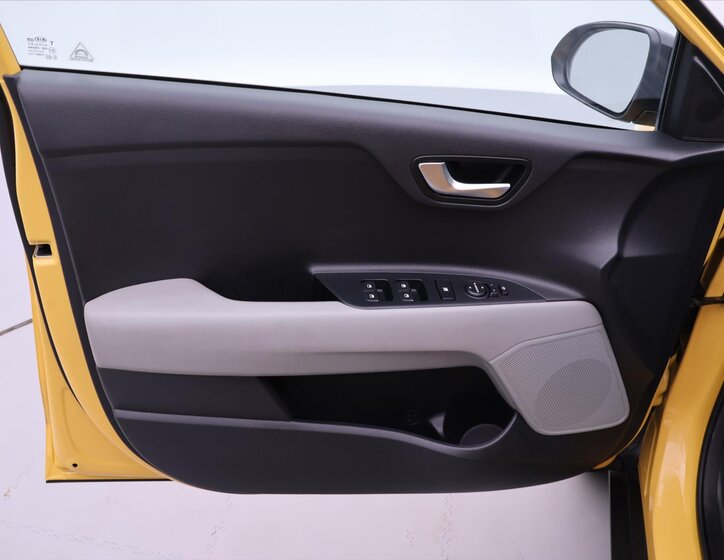 KIA Stonic SUV 998,0 88 kw