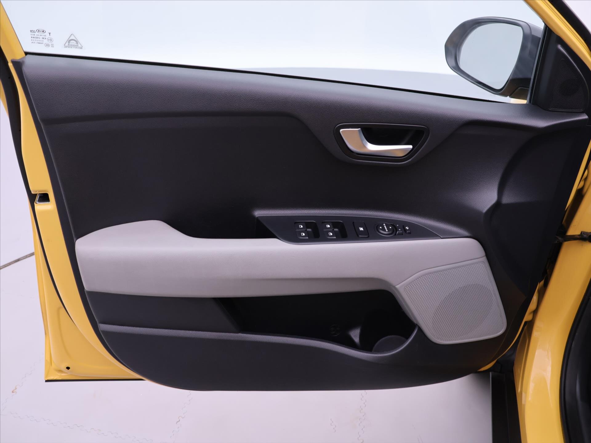 KIA Stonic SUV 998,0 88 kw