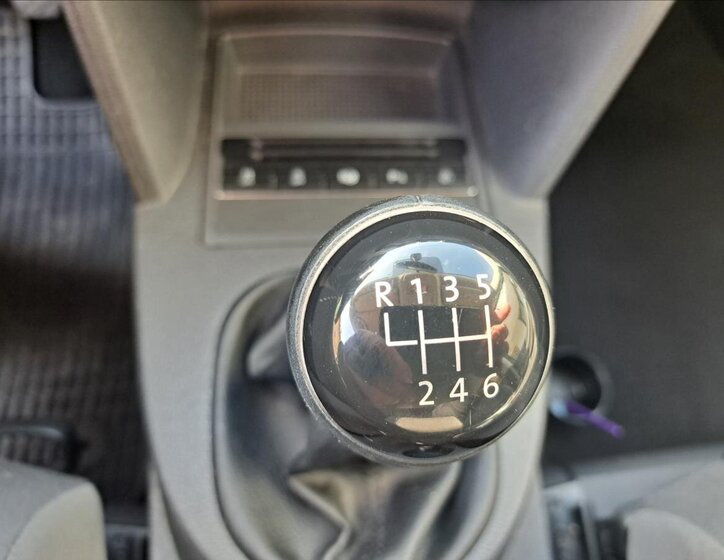 Volkswagen Touran Kombi 1,6 l 77 kw