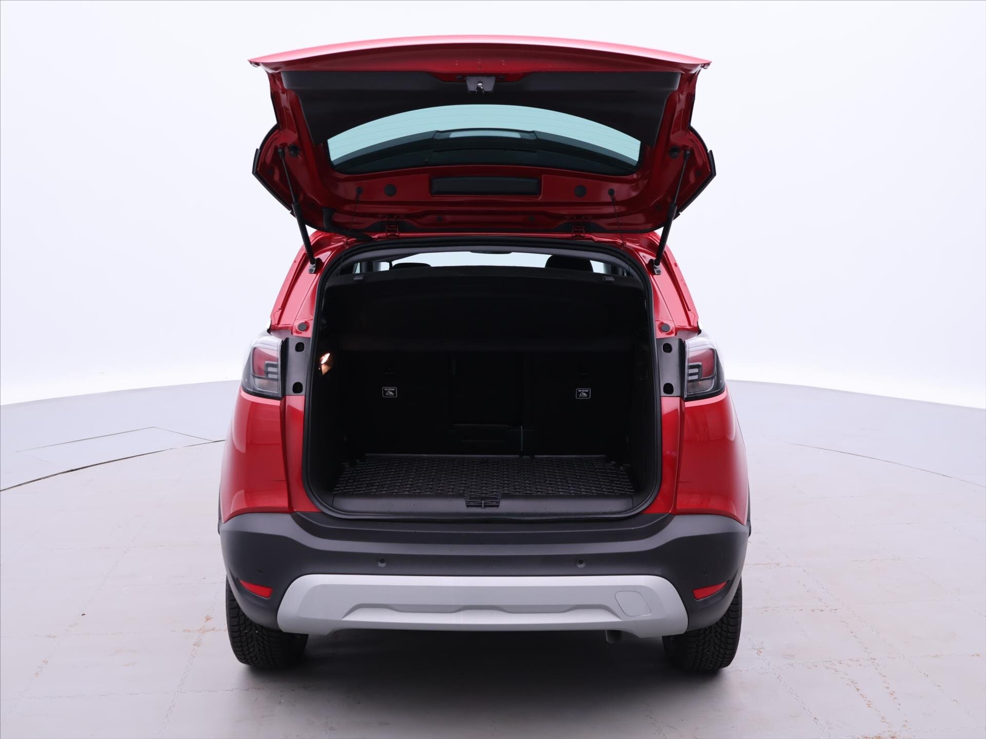 Opel Crossland Hatchback 1,2 l 81 kw