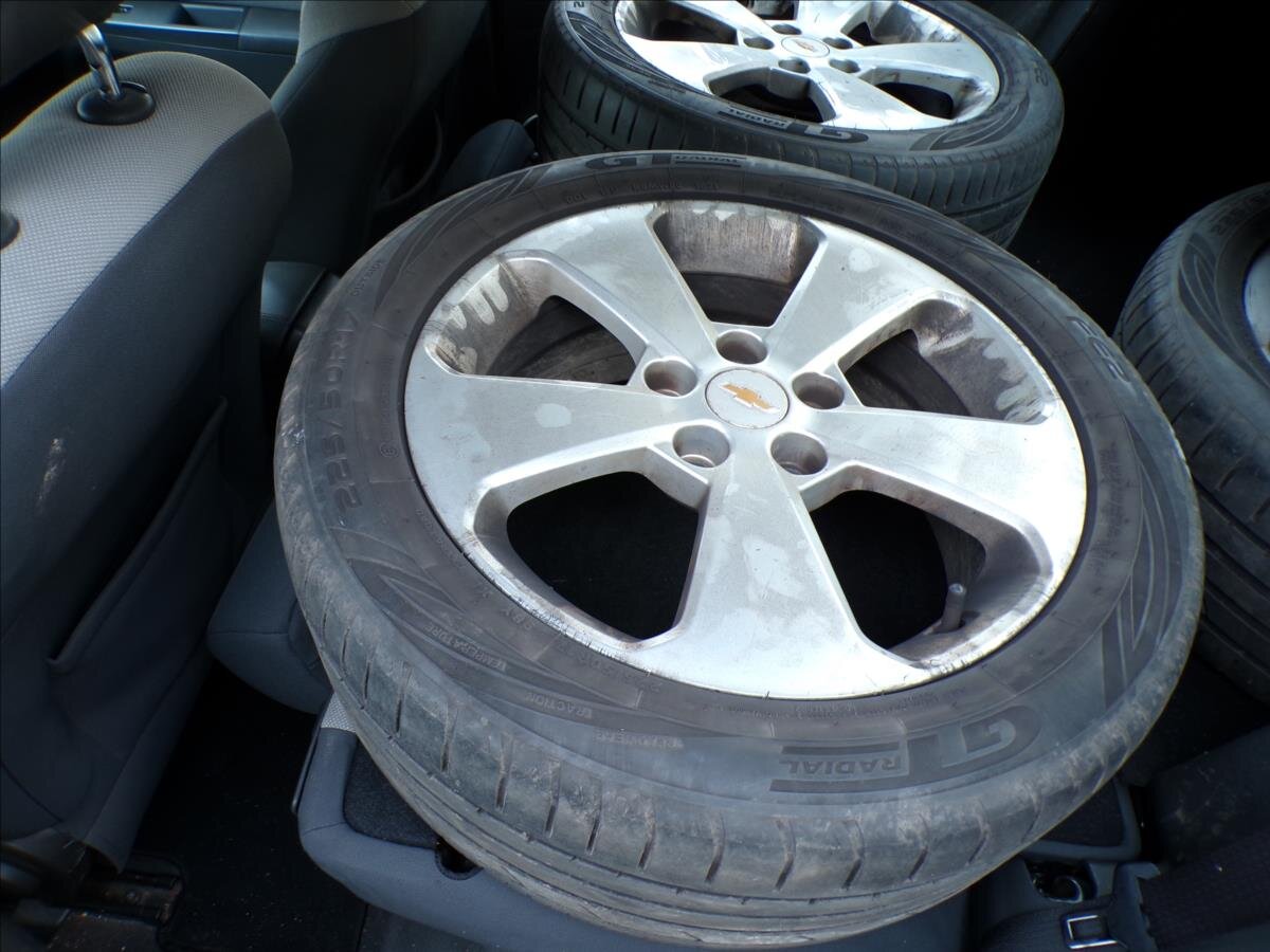 Chevrolet Cruze Sedan / Limuzína 2,0 l 110 kw