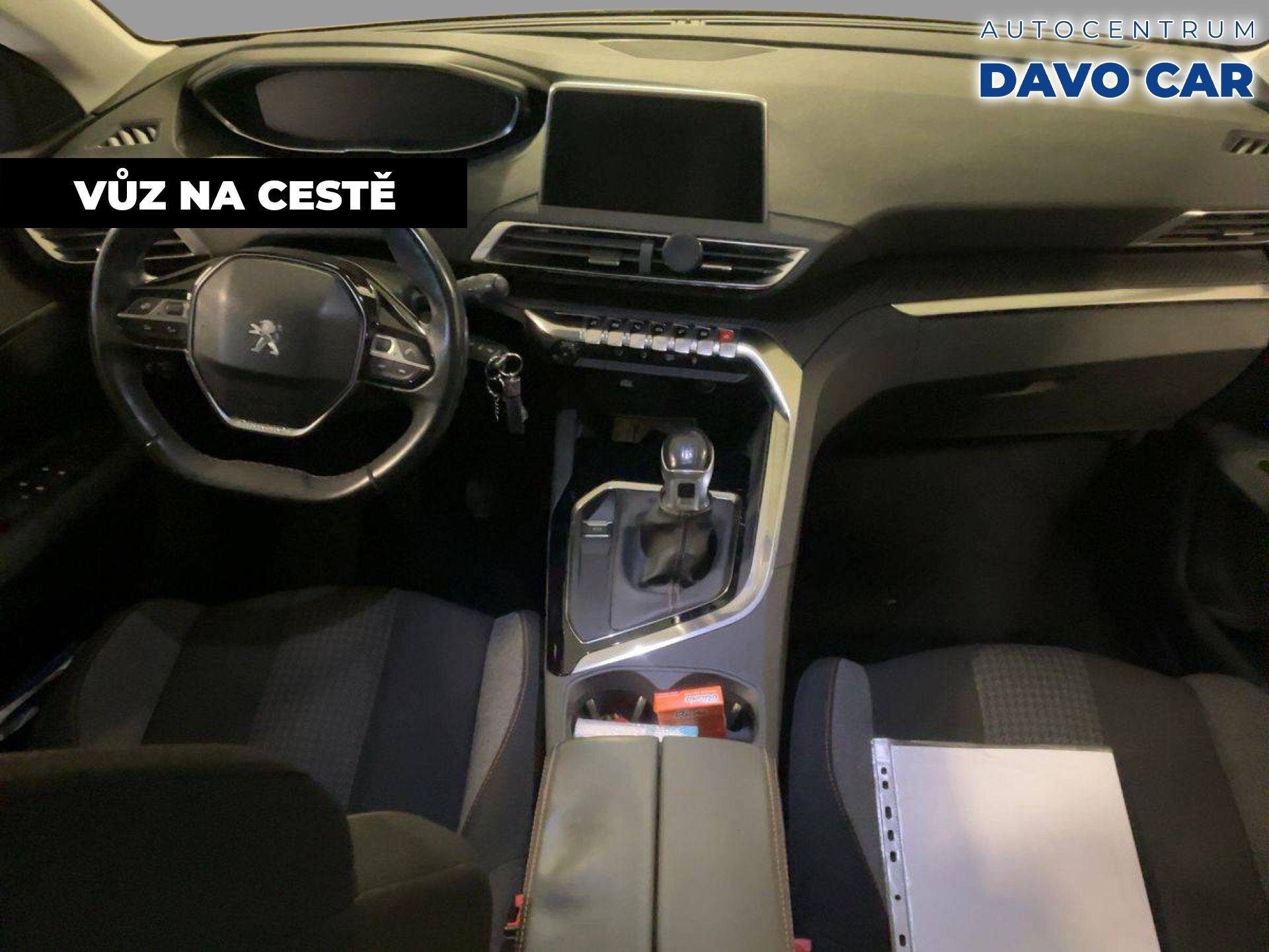 Peugeot 5008 SUV 1,2 l 96 kw