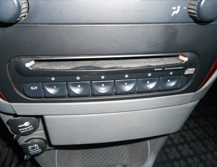 Chrysler Voyager Kombi 2,5 l 105 kw