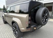 Land Rover Defender SUV 4,4 l 467 kw