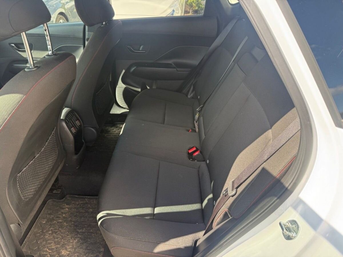 Hyundai Kona SUV / Terénní 1,6 l 145 kw