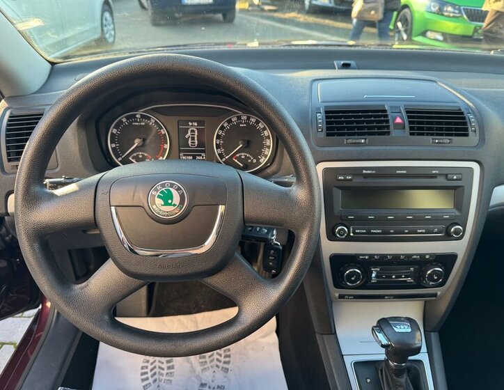 Škoda Octavia 12
