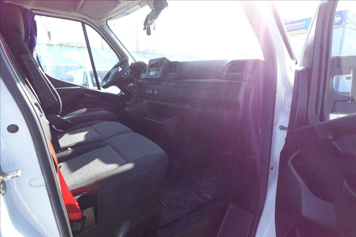 Renault Master Valník 2,3 l 120 kw