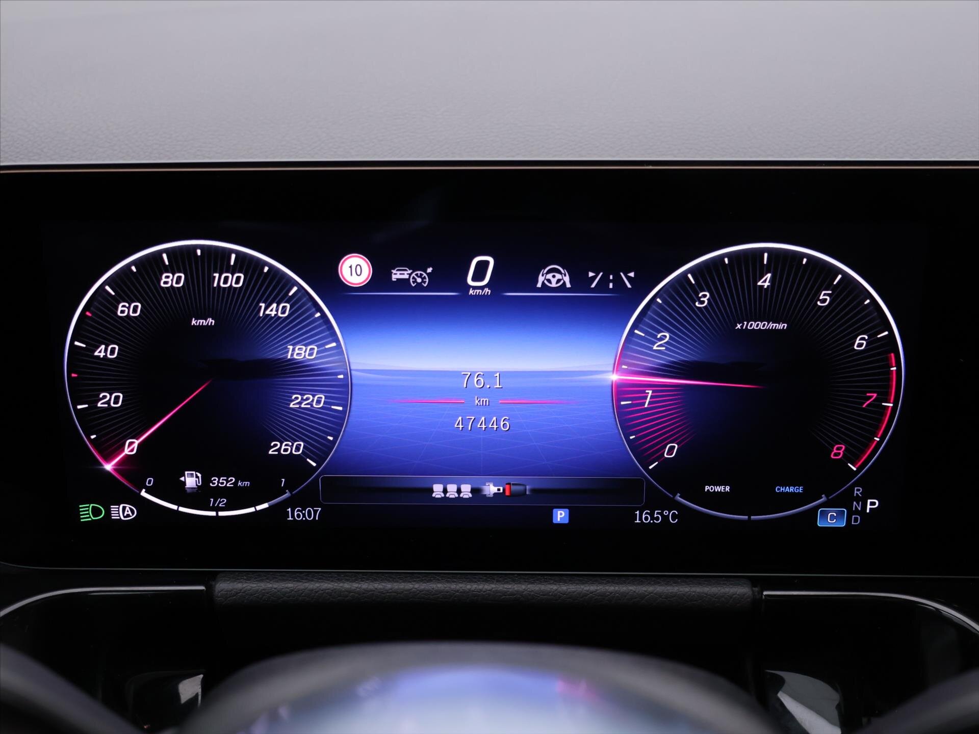 Mercedes-Benz GLA SUV / Terénní 2,0 l 165 kw