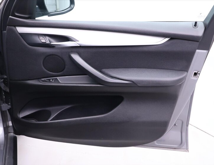 BMW X5 SUV 3,0 l 190 kw