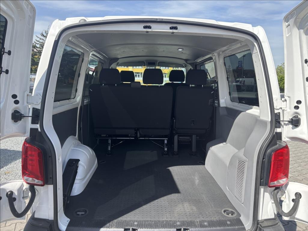 Volkswagen Transporter Kombi 2,0 l 110 kw