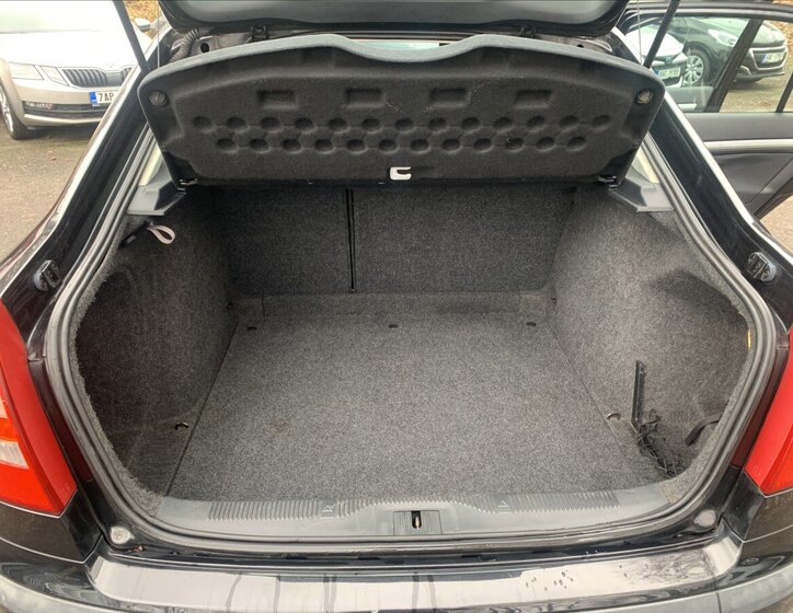 Škoda Octavia Sedan 2,0 l 110 kw